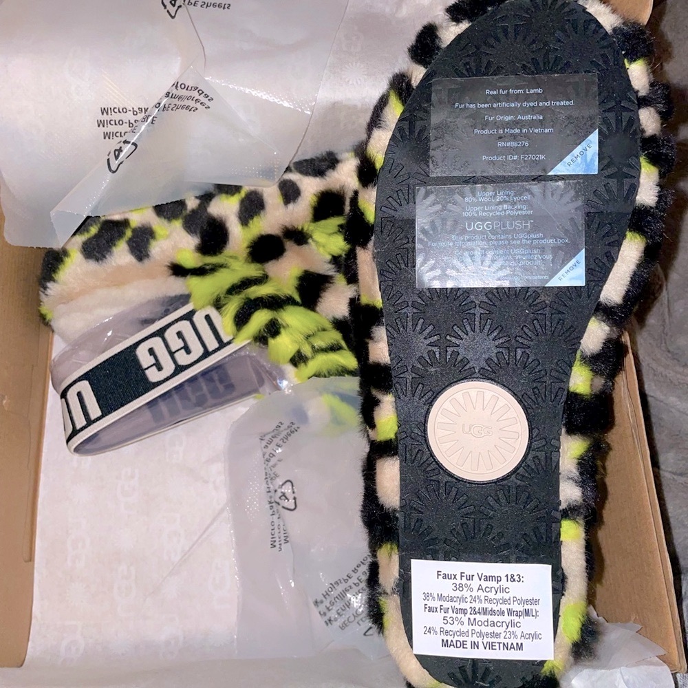 UGG Fluff Yeah Sandal BNIB - Picture 6 of 8